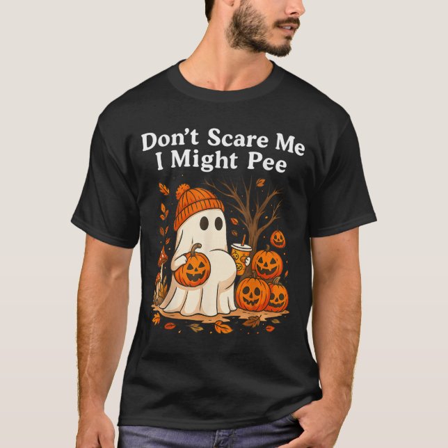 Don't E Me I Might Pee Halloween Pregnancy Humour  T-Shirt (Front)