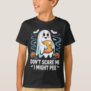 Dont scare might pee funny cute ghost holding T-Shirt
