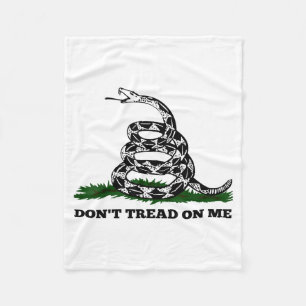 Don't Tread On Me 2nd Amendment Patriotic New Nove Fleece Blanket