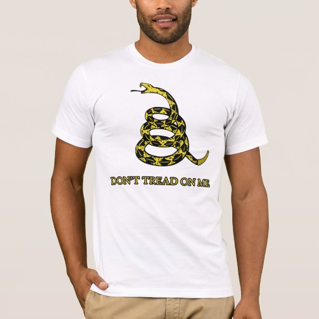 DON'T TREAD ON ME T-Shirt (Front)