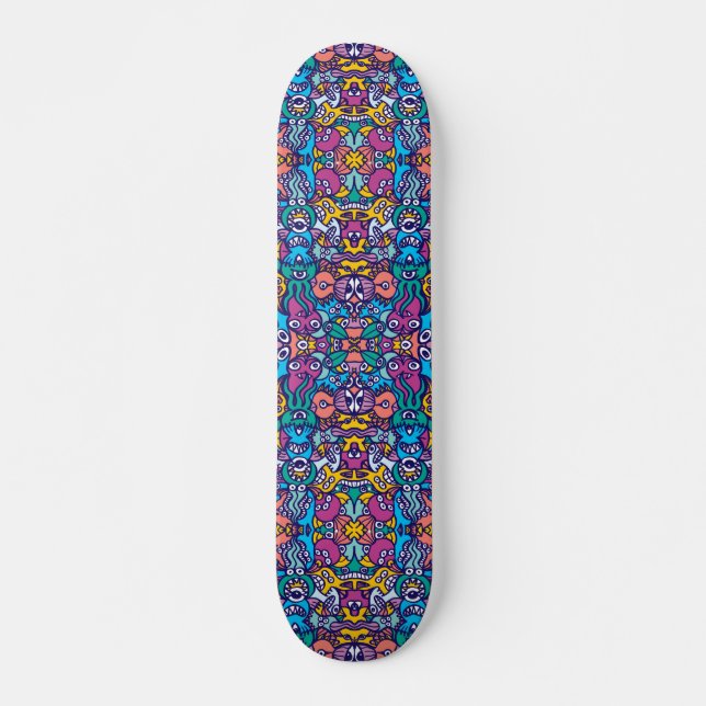 Doodle art style aliens in colourful pattern desig skateboard (Front)