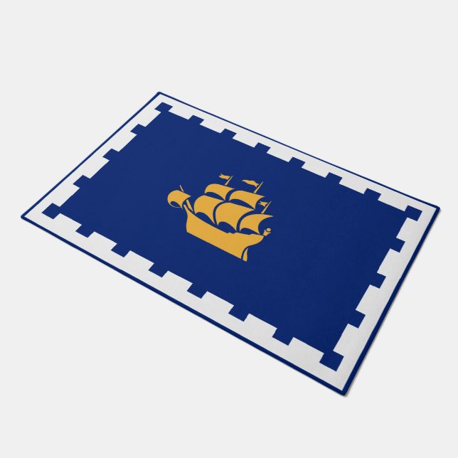 Door Mat with Flag of Quebec City, Canada (Angled)