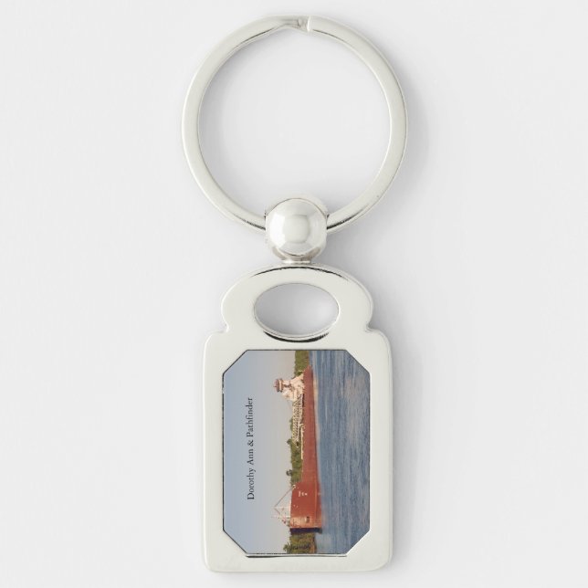 Dorothy Ann & Pathfinder metal key chain (Front)