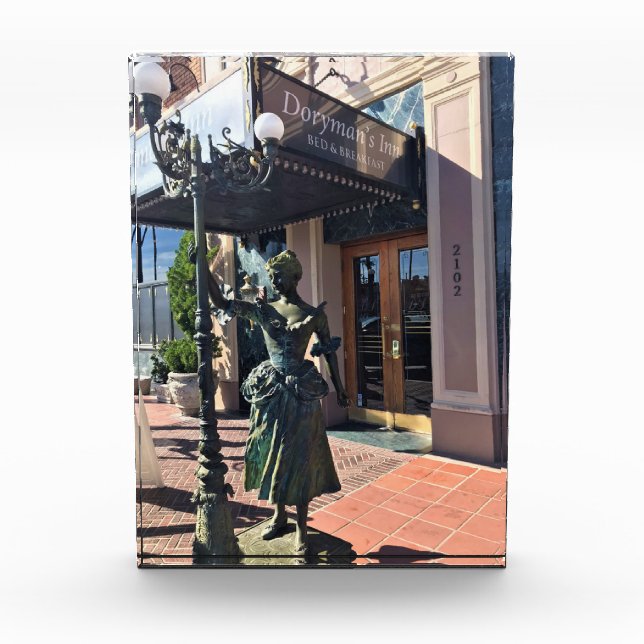 Doryman's Inn, Newport Beach, California Photo Block (Front)