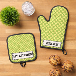Double Leaf Circle by Kenneth Yoncich Oven Mitt & Pot Holder Set
