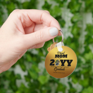 Double Sided Round Proud Mum Grad Gold Background Key Ring