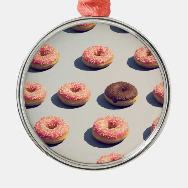 Doughnuts In A Group Metal Tree Decoration (Front)