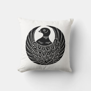 Dove circle cushion