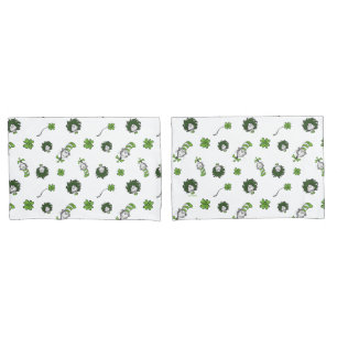 Dr. Seuss   Cat in the Hat Clover Pattern Pillowcase