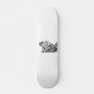 Drache am Felsen Skateboard