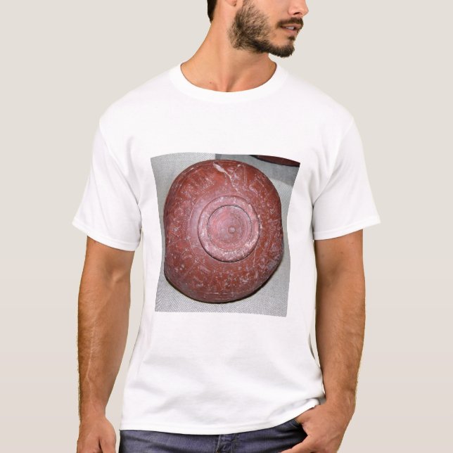 Dragondorff cup, c.150 BC (pottery) T-Shirt (Front)