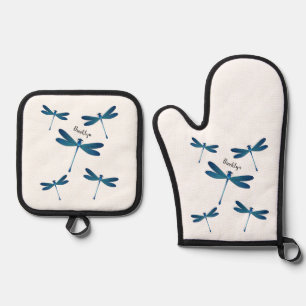 Dragonfly cartoon illustration oven mitt & pot holder set