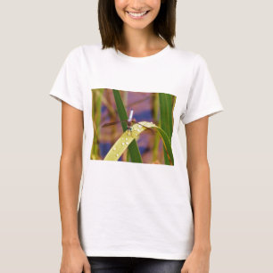 Dragonfly on raindrop leaf T-Shirt