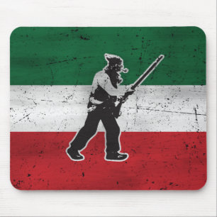 Drapeau Québec et Patriote Henri Julien érodé Mouse Mat