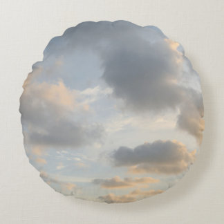 Dreamy Caribbean Clouds 9 Round Cushion