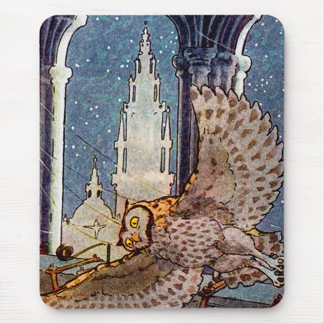 dreamy owl flying at night mouse mat (Front)