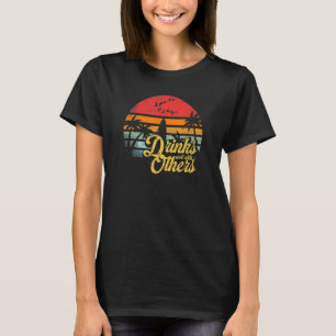Drinks Well With Others Funny Retro Vintage Jamaic T-Shirt