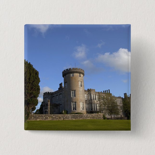 Dromoland Castle Hotel in 15 Cm Square Badge (Front)
