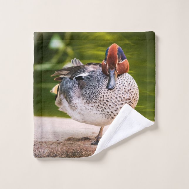 Duck Gets A Leg Up Wash Cloth (Wash Cloth)