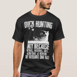 duck hunting chocolate lab beagle T-Shirt