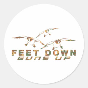 DUCK HUNTING CLASSIC ROUND STICKER