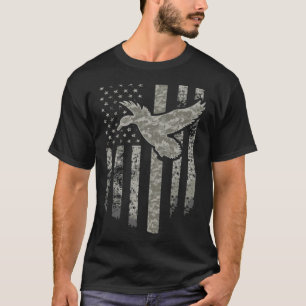 Duck Hunting Grey Camoue animal lover black lab T-Shirt