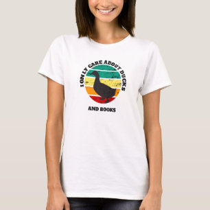 Ducks And Books Care About Animals Retro Vintage D T-Shirt