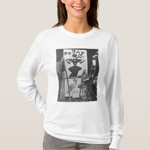 Dudley Hardy painting a poster T-Shirt