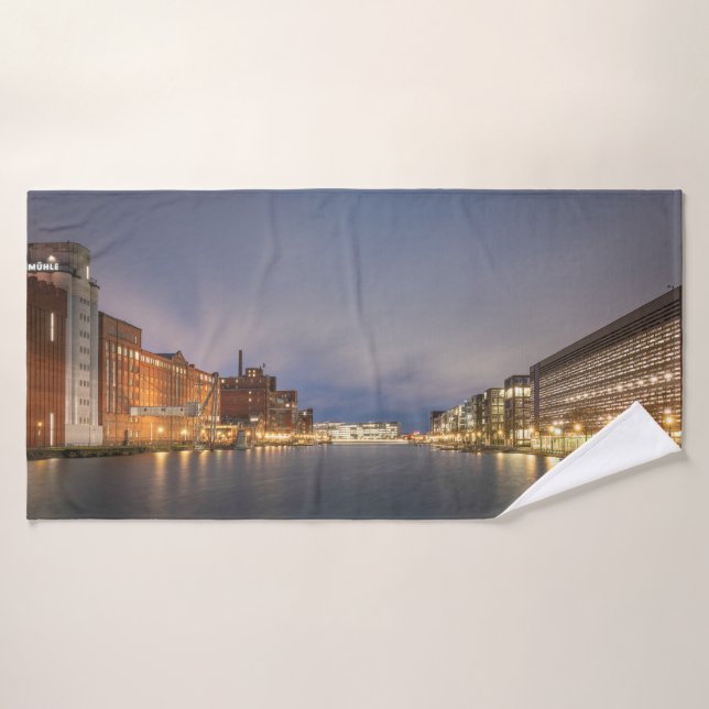 Duisburg Germany Bath Towel (Bath Towel)