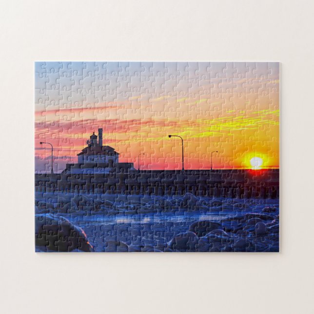 Duluth Minnesota Lighthouse Sunrise Jigsaw Puzzle (Horizontal)