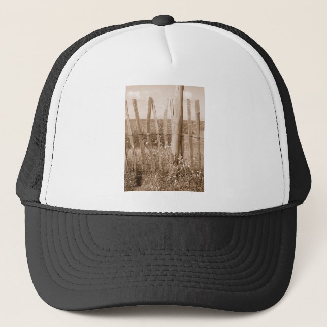dune trucker hat (Front)
