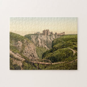 Dunottar Castle, Stonehaven, Scotland Jigsaw Puzzle