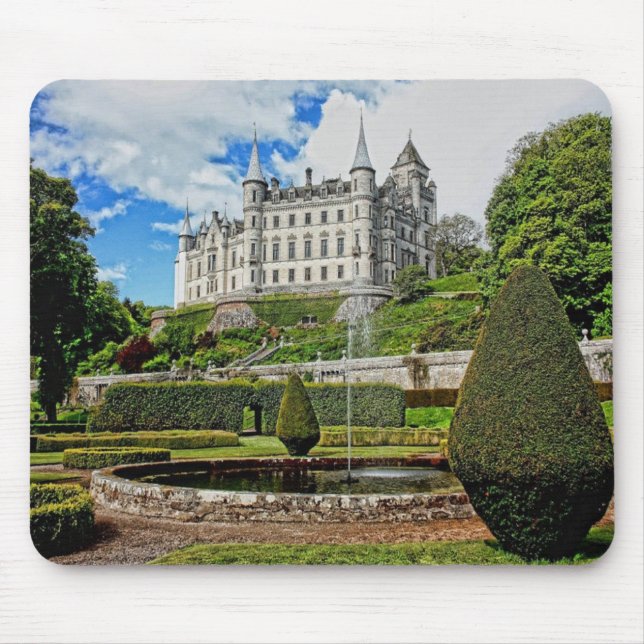 Dunrobin castle architecture photo mouse mat (Front)