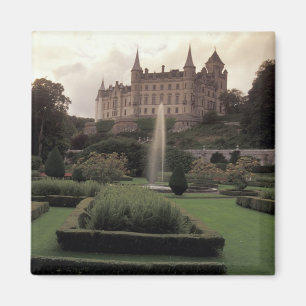 Dunrobin Castle, Scotland Magnet