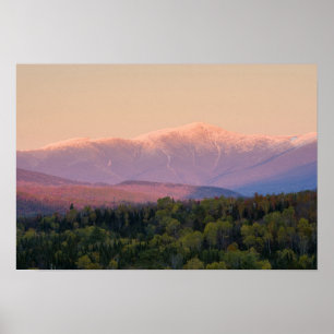 Dusk and Mount Washington in new Hampshire's Poster