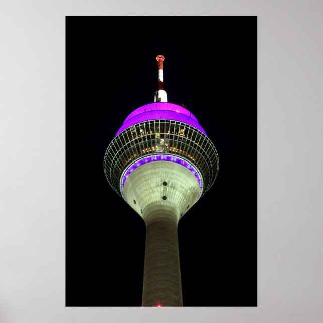 Düsseldorfer Rheinturm by night Poster (Front)