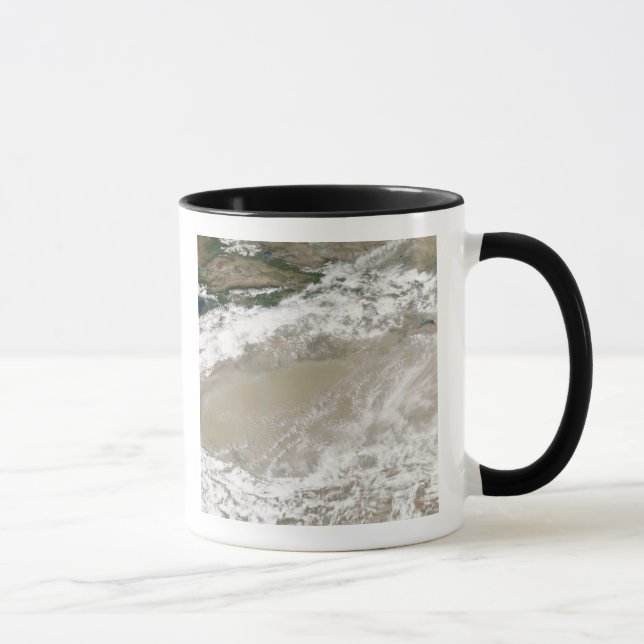 Dust and clouds hovered over the Taklimakan Des Mug (Right)