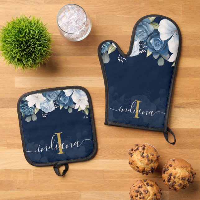 Dusty Blue Floral Monogram Script Name Personalise Oven Mitt & Pot Holder Set (Top Down)