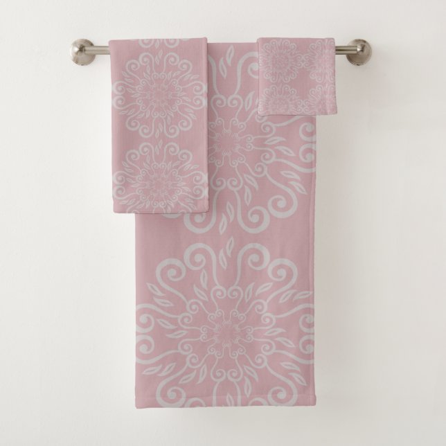 DUSTY PINK HAMPTONS STYLE BATHROOM TOWEL SET (Insitu)