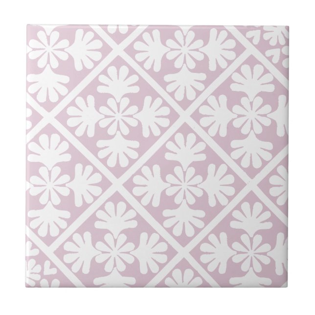 Dusty Pink Scandinavian Oak Leaf Floral Diamonds Tile (Front)
