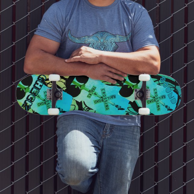 Dynamic Blue Green Train Crow Skateboard (Outdoor 3)