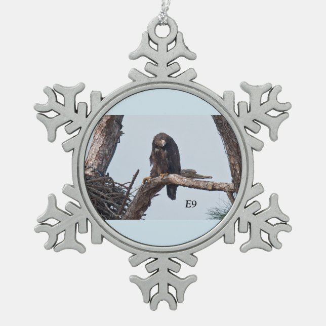 E9 snowflake snowflake pewter christmas ornament (Front)