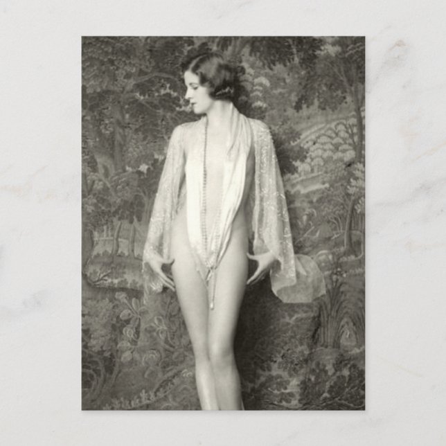 Early 1900s French Beauty Postcard (Front)