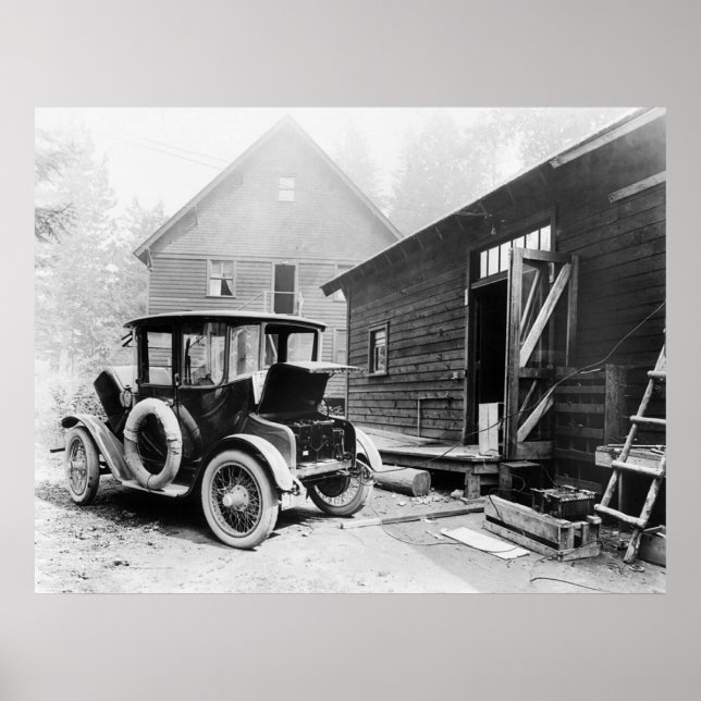 Early Electric Auto: 1919 Poster (Front)