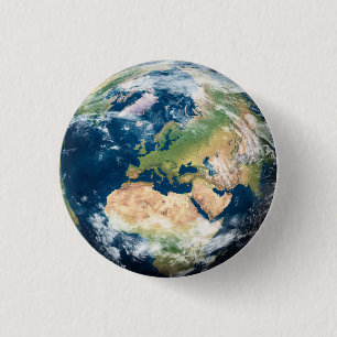 Earth 3 cm round badge