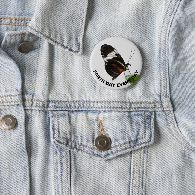 Earth Day Every Day Tiger Longwing Butterfly Photo 6 Cm Round Badge (In Situ)