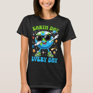 Earth Day Everyday Funny Dabbing Earth Boys Kids T T-Shirt