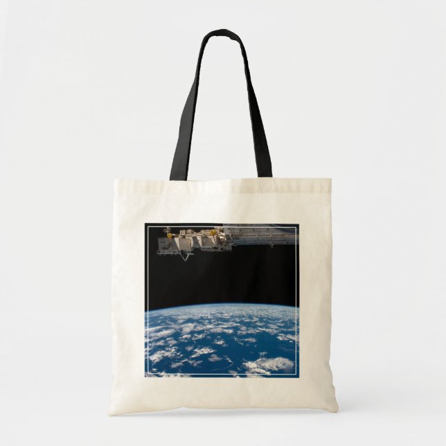 Earth's Limb, Or Horizon Tote Bag (Front)