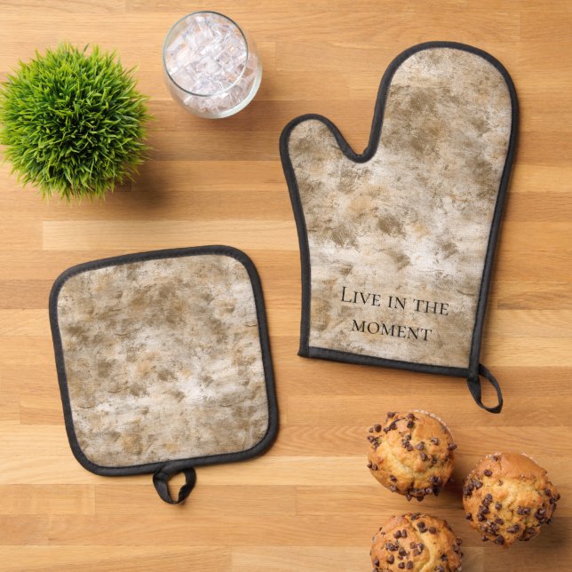 Earthy Brown Cream Sand Oven Mitt & Pot Holder Set (Top Down)