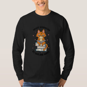 Easily Distracted Cats & Books Cool Retro Fun Weir T-Shirt